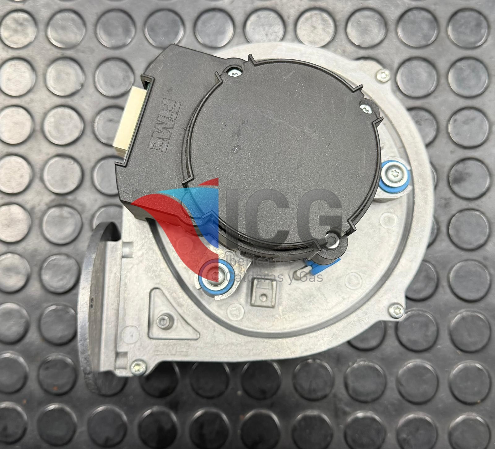 Ventilador / Extractor ARISTON y CHAFFOTEAUX , 65116558-01